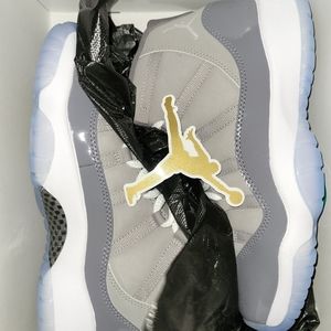 Cool gray 11s 6.5 youth